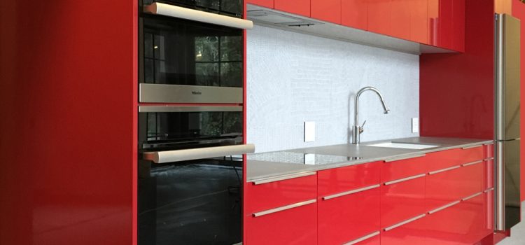 ARE YOU READY FOR A RED KITCHEN?